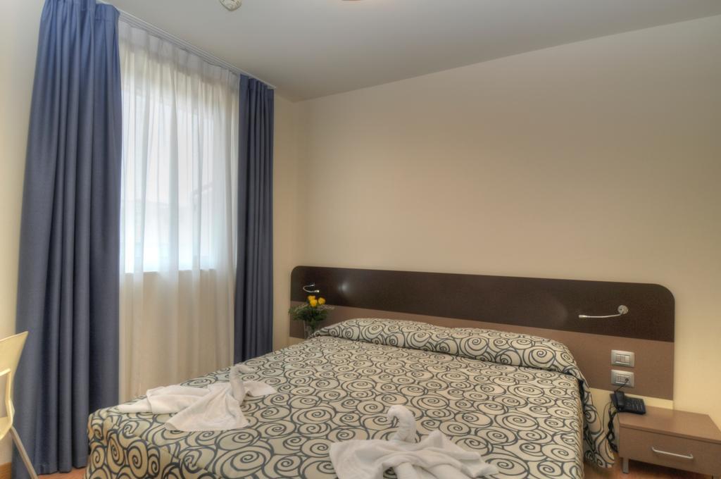 Hotel Pasha Lignano Sabbiadoro Eksteriør bilde