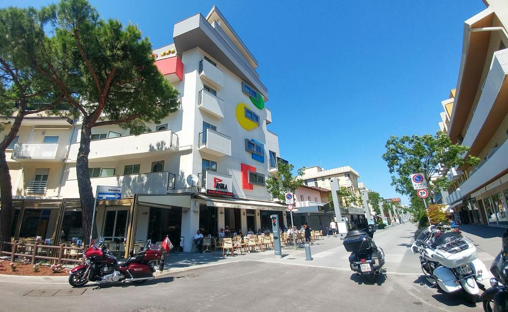 Hotel Pasha Lignano Sabbiadoro Eksteriør bilde