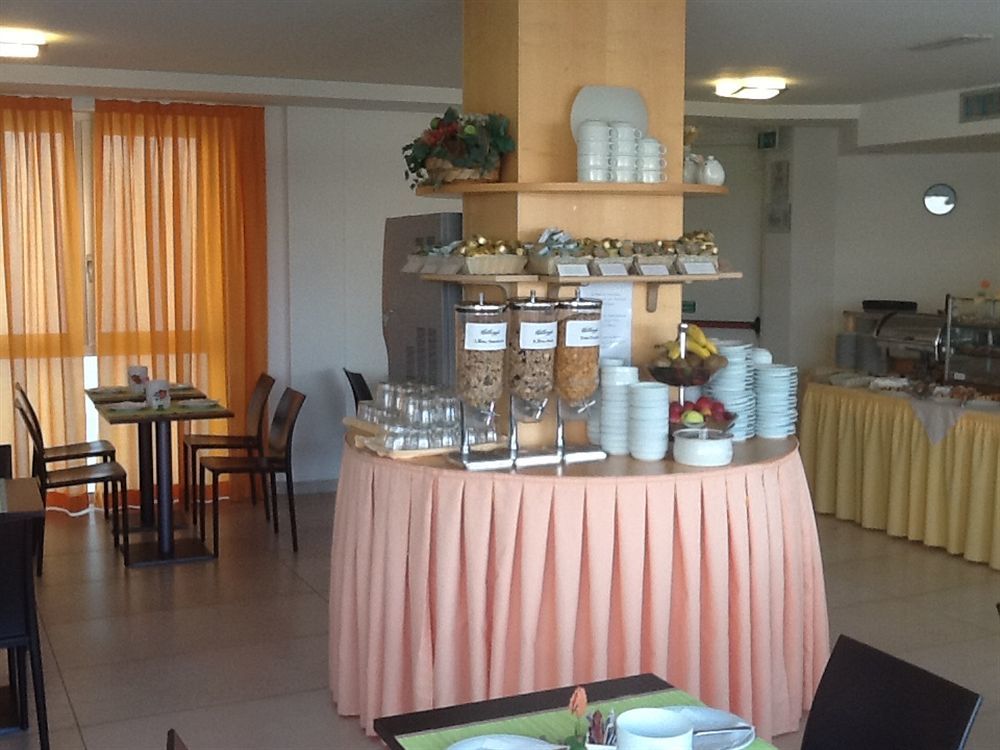 Hotel Pasha Lignano Sabbiadoro Eksteriør bilde
